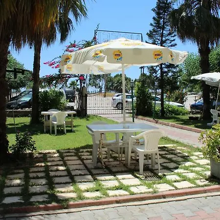 Simsek Hotel 3*