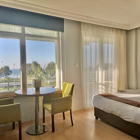 Simsek Hotel 3*